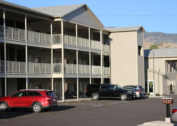 Yellowstone Big Rock Inn
